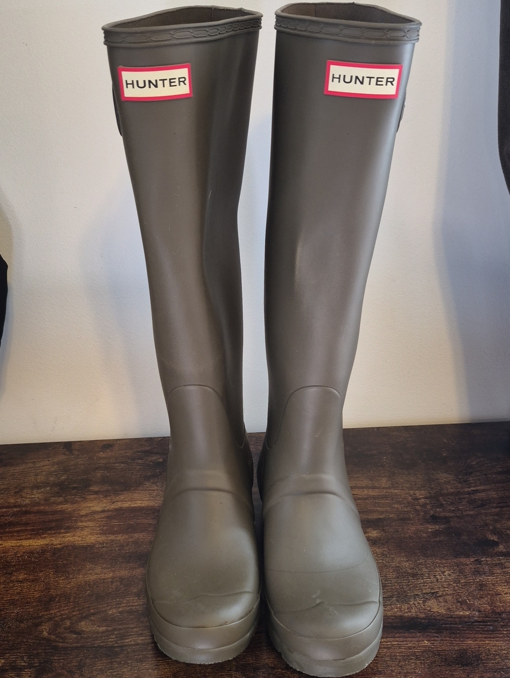 Hunter Olive Tall Women's Waterproof Rain Boots Size 8